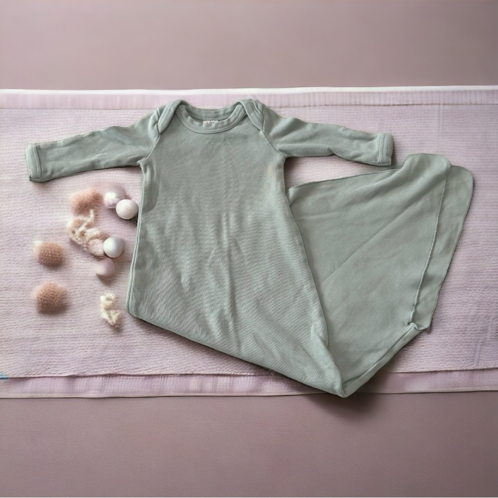 Kate Quinn knotted Baby Gown blue